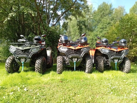 Тур на трех квадроциклах. Стоимость 15 000 р. за 1 час. 