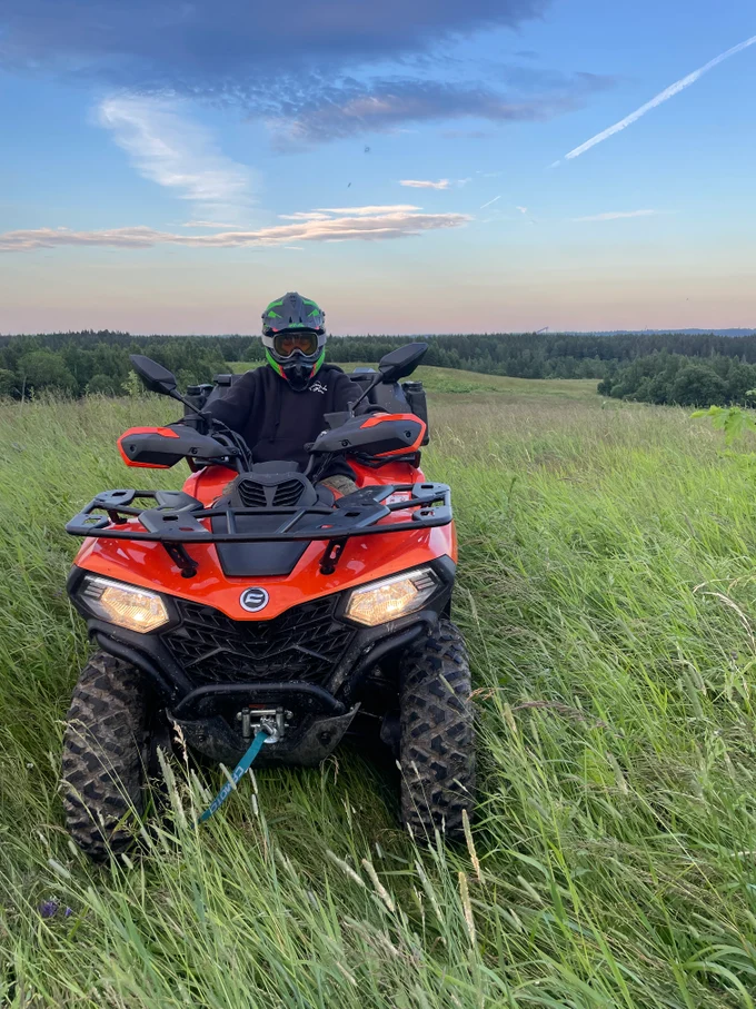 Тур на 1 квадроцикле. Стоимость 5000 р. за 1 час. 
